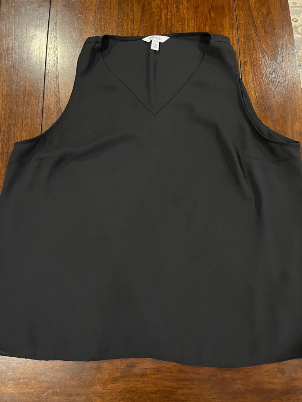 Nine West Black V-Neck Sleeveless Top